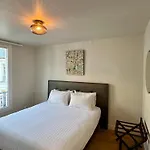 Ξενοδοχείο με διαμερίσματα Montmartre - Nouvellement Renove
