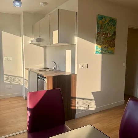 Апарт-отель Montmartre - Nouvellement Renove 4*