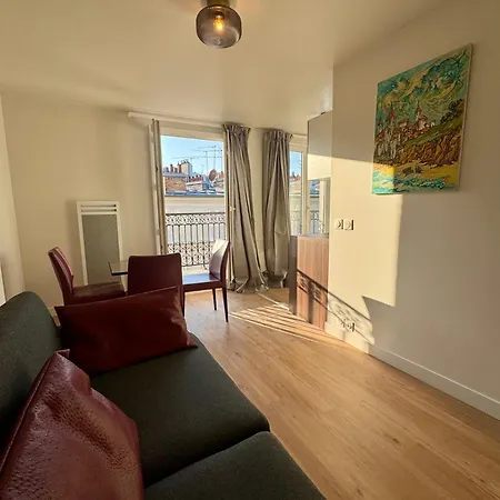 Апарт-отель Montmartre - Nouvellement Renove 4*