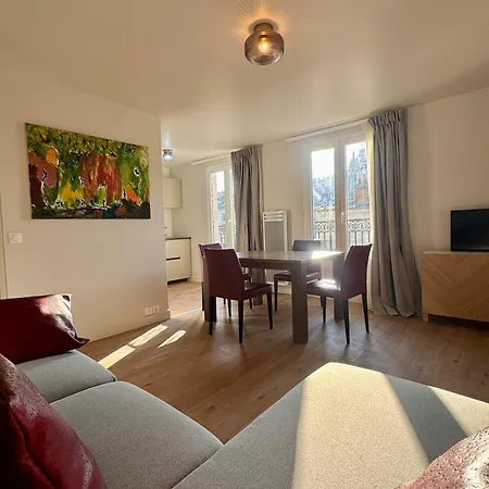 Montmartre - Nouvellement Renove Paříž