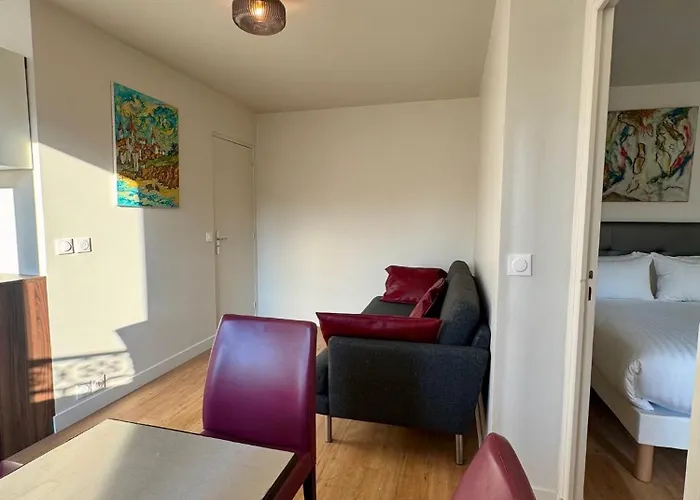 Montmartre - Nouvellement Renove 4* Париж