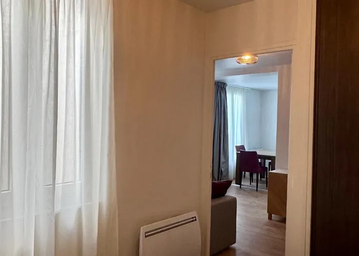 Montmartre - Nouvellement Renove